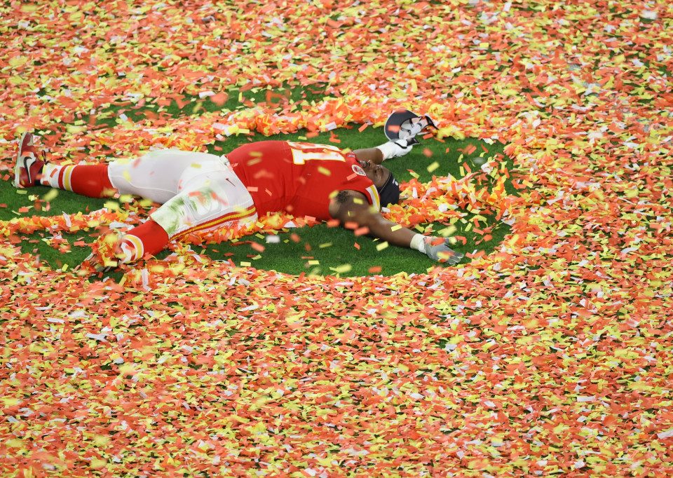 Chiefs player pays adoption fee for all shelter dogs after Super Bowl victory – Fortune